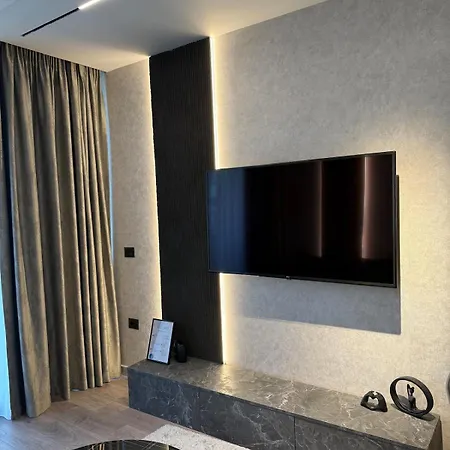 View D, Tirana, Albania Apartmán *