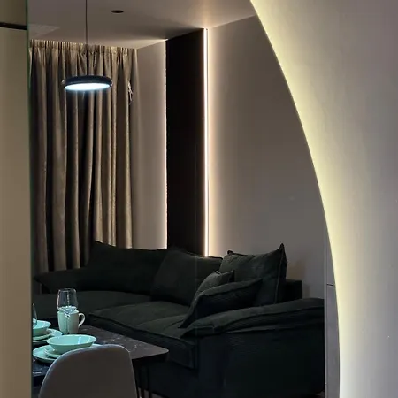 아파트 View D, Tirana, Albania 티라나